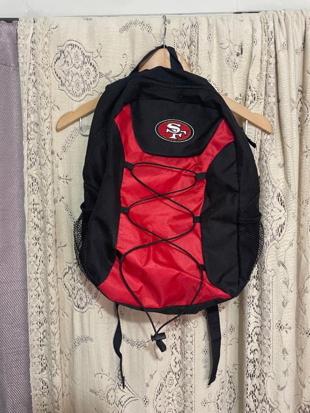 NFL: San Francisco 49ers bungee backpack